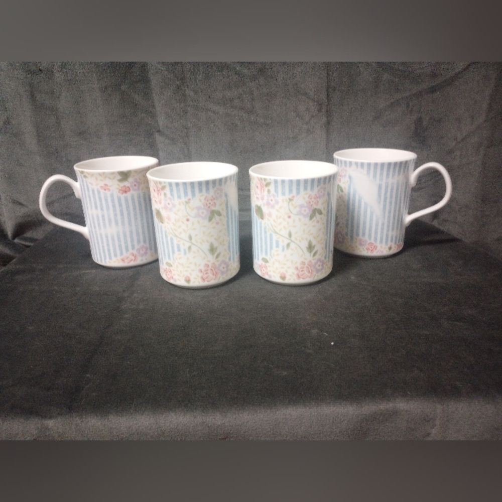 Vintage 90s Guess Home Collection Floral and Striped Ceramic Mug Set Of 4 EUC